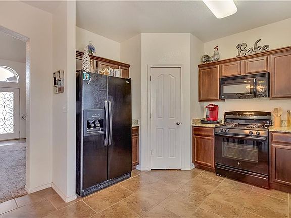 5th image of 4905 Adrian Campos St