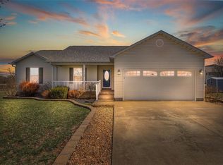 1508 Fox Den, Farmington, MO 63640