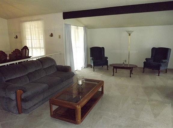 3rd image of 3306 Country Club Dr