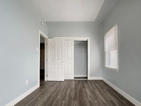 5th image of 1924 Cedar Ave #8