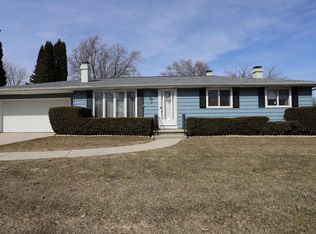 93 20th St, Fond Du Lac, WI 54935