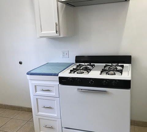 5th image of 2705 S Fremont Ave APT B