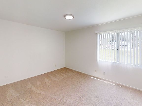 4th image of 13626 Holmes St #1