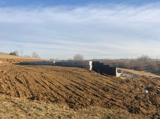 80 Graves Dr, Smithfield, KY 40068