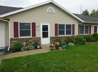 403 E Chicago St, Syracuse, IN 46567