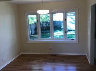 2502 Green Bay Rd, Highland Park, IL 60035