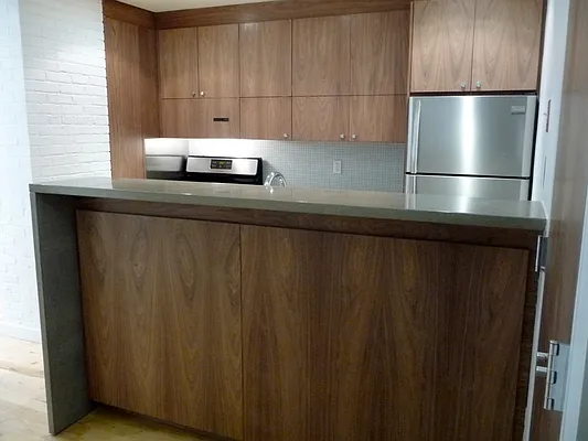 Rented by Perry Associates NYC Inc | media 19