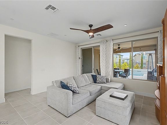5th image of 12434 Foxtail Run Ave