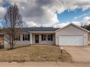 5776 Dogwood Dr, High Ridge, MO 63049