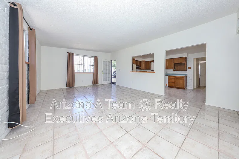 4 bed, 2.0 bath, 1447 sqft, $1,750 — Photo 3