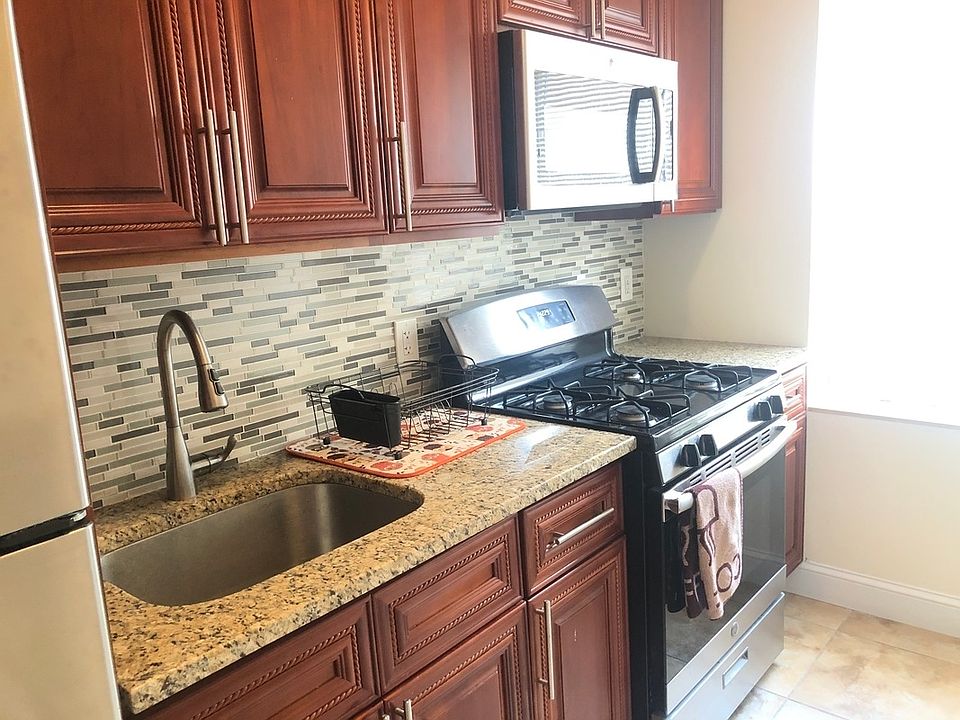 1st image of 21-27 36th St #2