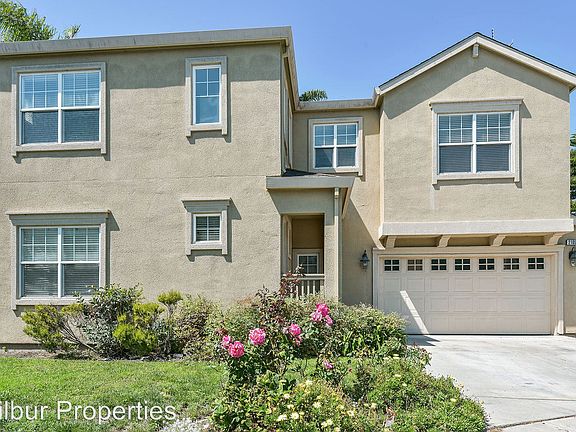 2nd image of 2105 Myrtle Pl