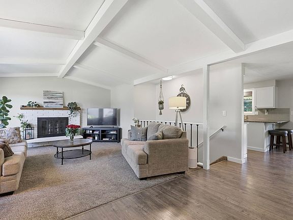 4th image of 11116 E 37th Ave