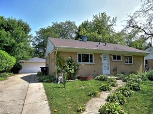 9259 Kedvale Ave, Skokie, IL 60076