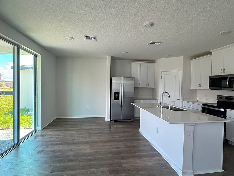 1755 Native Loop — Photo 3