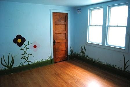 4th image of 3232 N Holton St
