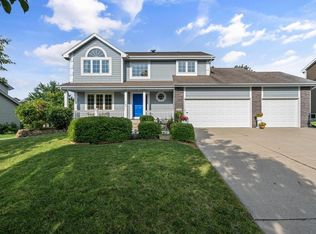2102 NE Bel Aire Dr, Ankeny, IA 50021
