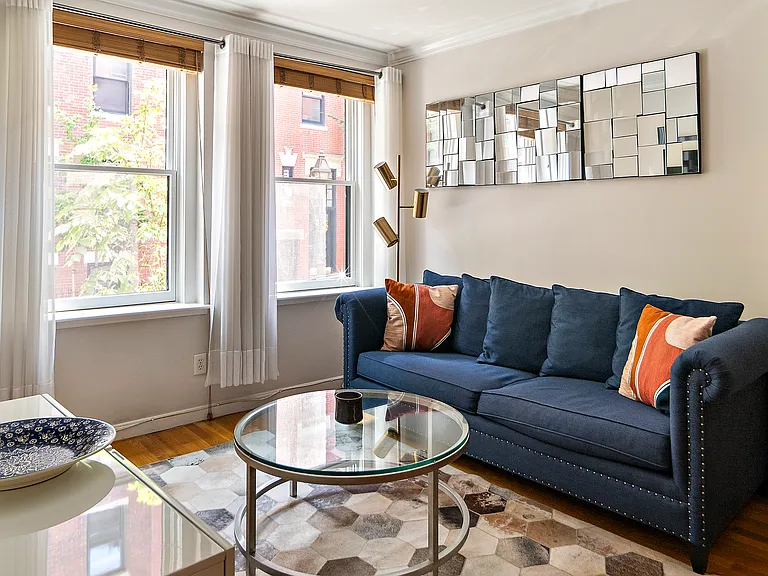 19 Revere St #1 — Photo 8