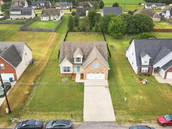 1429 Clemente Way, Murfreesboro, TN 37129
