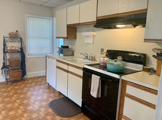 941 E Broadway APT 1, Stratford, CT 06615