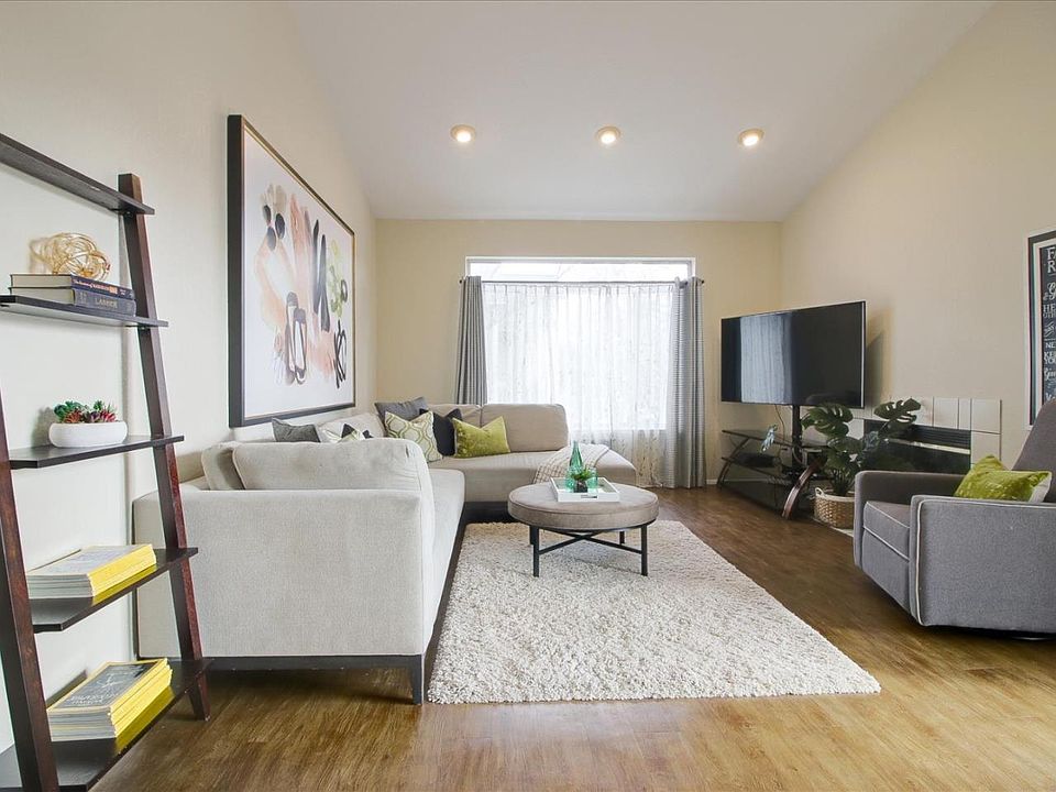 1st image of 95 Hobson St APT 6B
