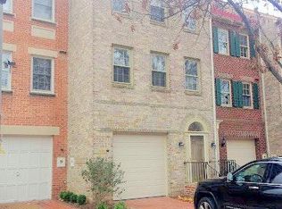 202 Oronoco St #TOWNHOUSE, Alexandria, VA 22314