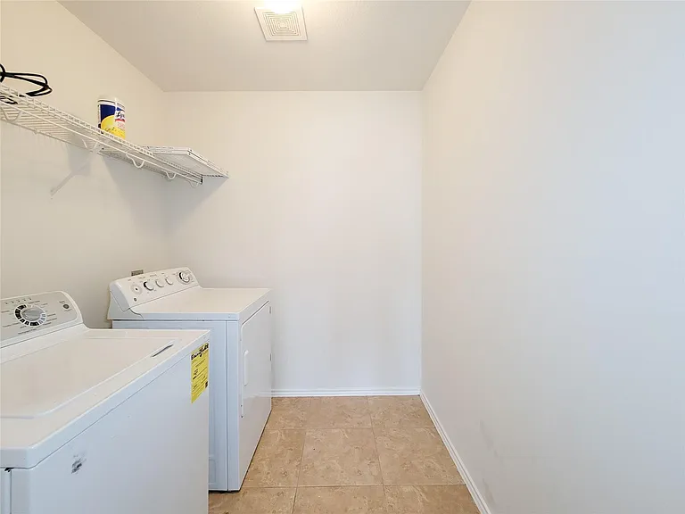 21382 Beacon Springs Ln — Photo 29