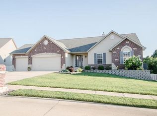 112 Brooks Farm Ct, House Springs, MO 63051