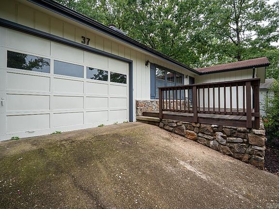 3rd image of 37 Sierra Dr