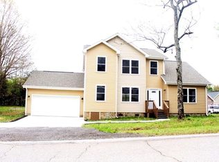 630 Rhymes Ln, Pickens, SC 29671