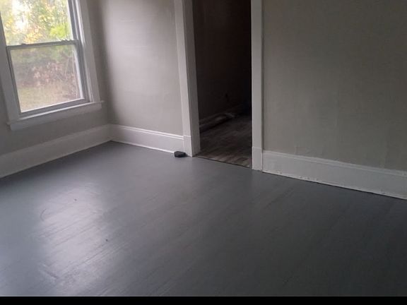 4th image of 10321 Kempton Ave #2