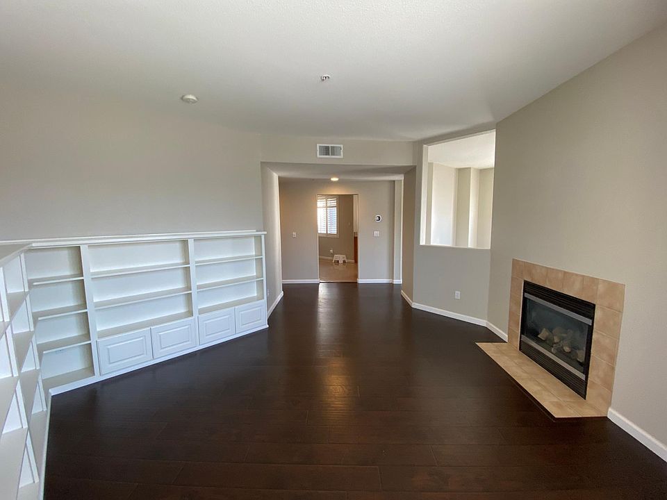 1st image of 484 Tower Hill Ave
