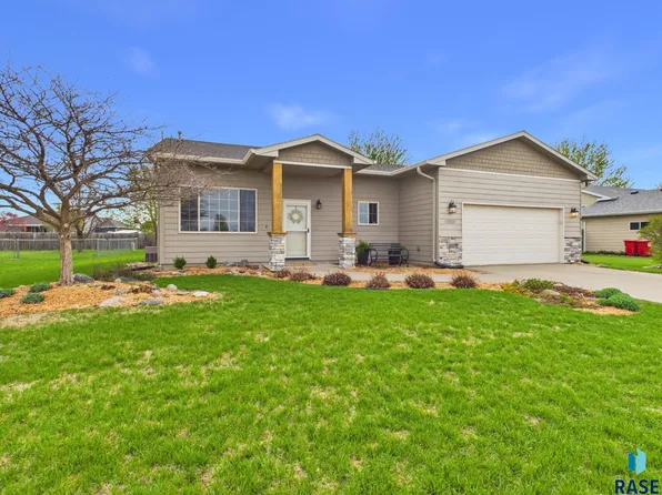 506 Troy Ave, Harrisburg, SD 57032