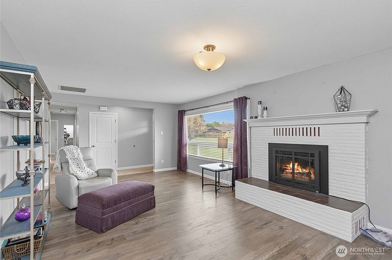 5th image of 1209 Fieldcrest Avenue