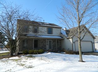 541 Rees St, Hinckley, IL 60520