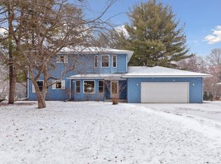 2117 Vernon Dr S, Minnetonka, MN 55305