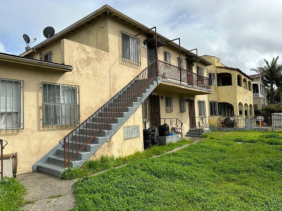 1st image of 1606 Cimarron St Unit 1/2