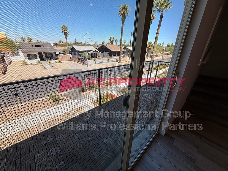 825 N 9th Ave #12 — Photo 18