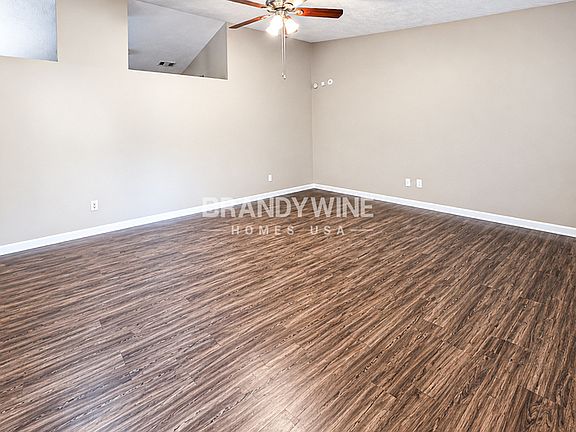 4th image of 7632 Ward Ln