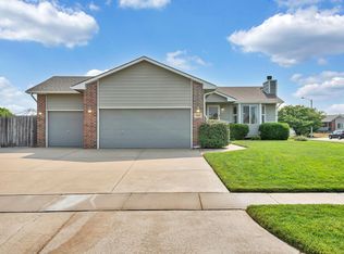 1420 N Aksarben St, Wichita, KS 67235