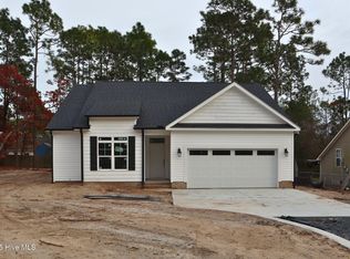 1848 Salisbury Rd, Southport, NC 28461
