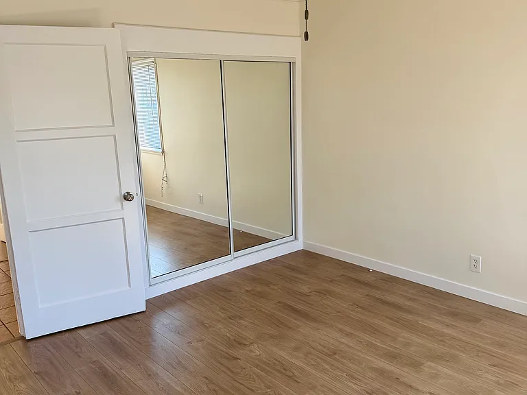 West bedroom mirrored closet doors