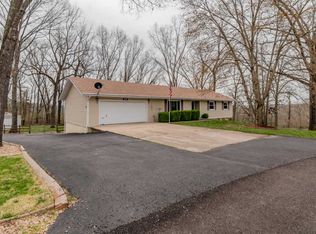 767 Santa Fe Dr, Forsyth, MO 65653