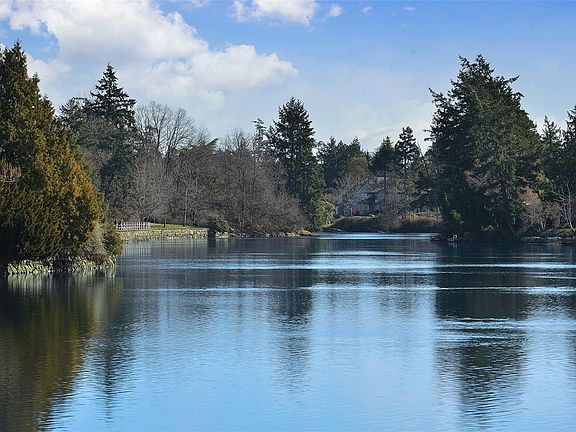 3rd image of 1388 Treebank Rd W