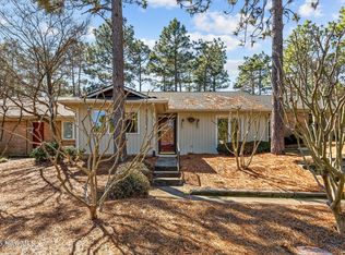 12 Garden Villa Dr, Pinehurst, NC 28374