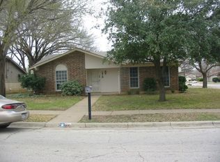 1918 Sandra Kay Ln, Arlington, TX 76015