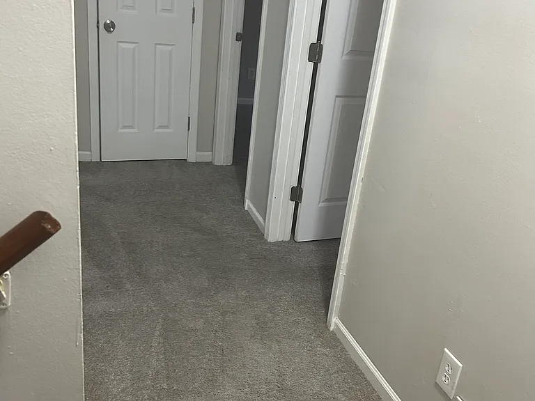 328 Kickapoo St #B — Photo 8