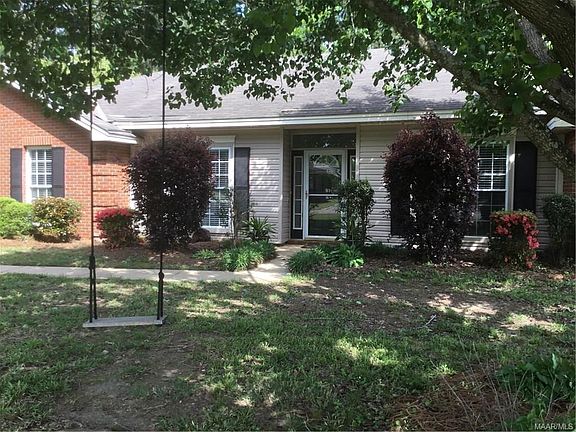 3rd image of 256 Lakeshore Dr