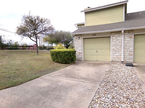 2nd image of 512 Eberhart Ln APT 1101