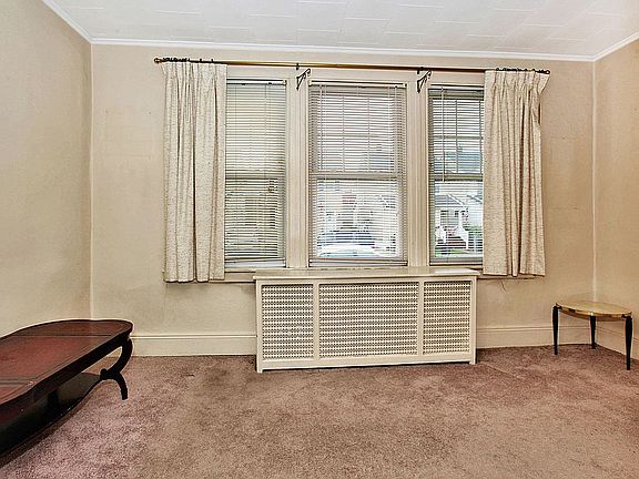 3rd image of 9507 240th St
